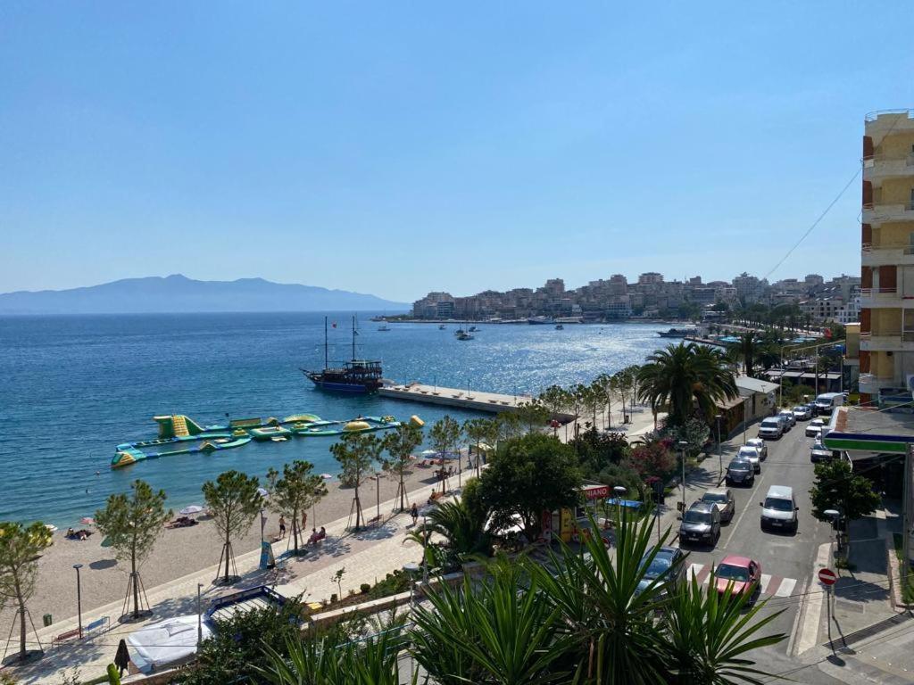 Sea Breeze Apartment Sarandë 外观 照片