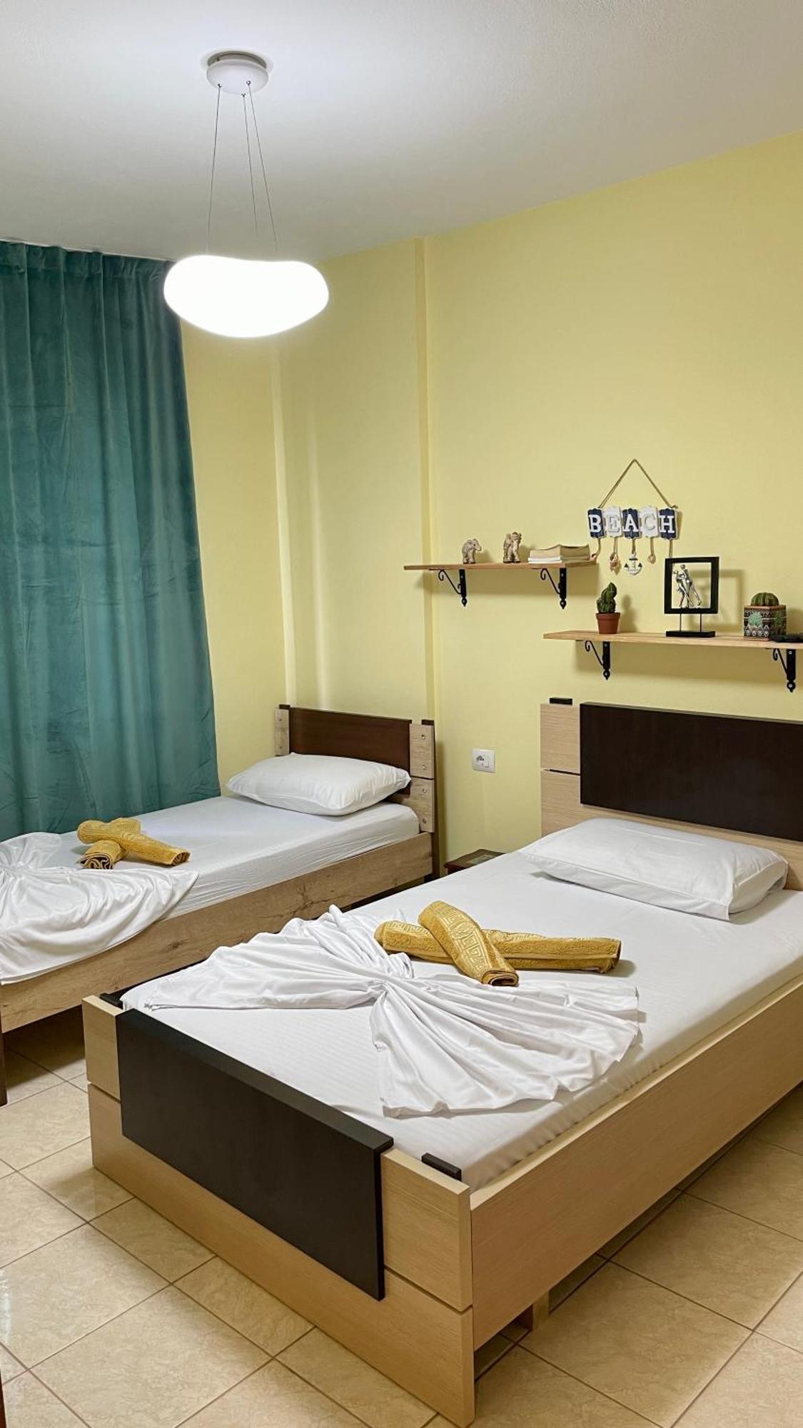 Sea Breeze Apartment Sarandë 外观 照片